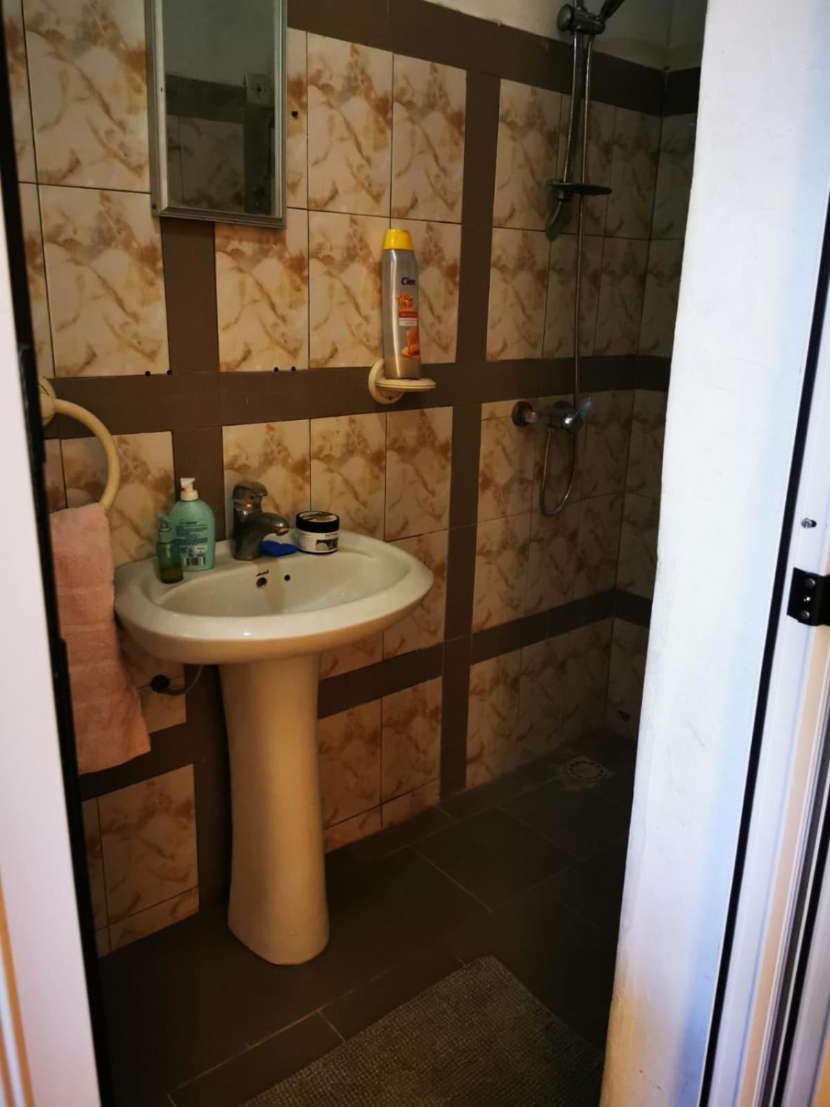 Keur Manga Apartment Somone Bilik gambar